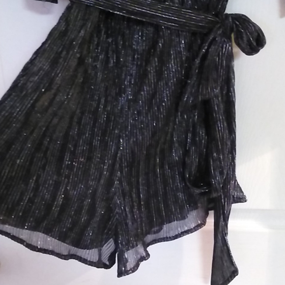 Date Night Women's Romper - Picture 3 of 4